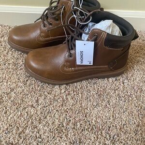 Sonoma Brown Leather Boots Classic Lace-Up Design